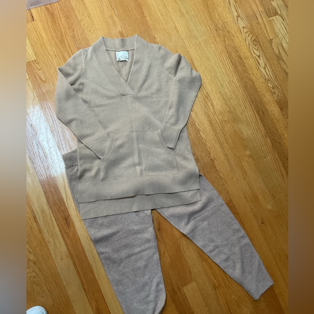 Gorgeous Cynthia Rowley 2-ply cashmere sweater